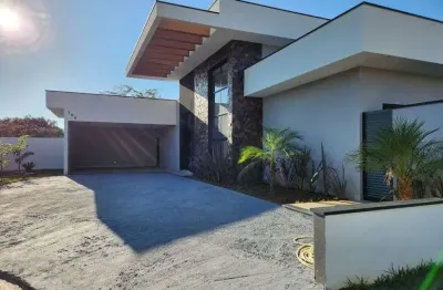 Condominio terras do vale em caçapava, casa nova com 4 dorms