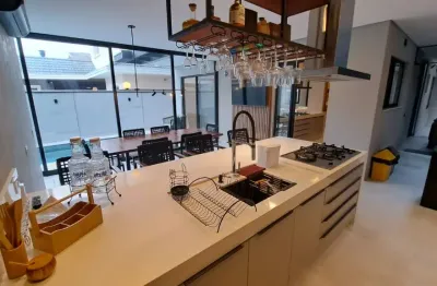 Casa incrível à venda no condomínio alto da serra vi – urbanova