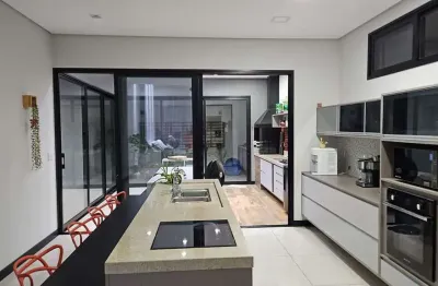 Casa de condomínio 3 suítes com piscina no residencial lagos d'icaraí salto