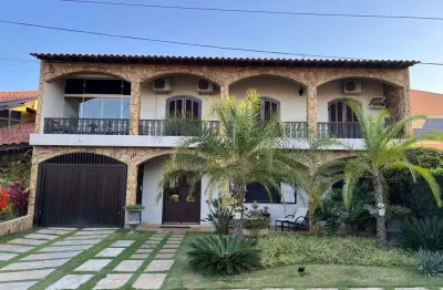 Casa de condomínio 4 dormitórios com Piscina Condomínio Hermenegildo Milioni