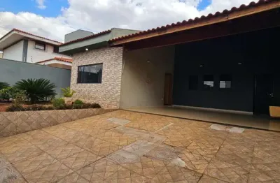 Casa com 3 quartos à venda na rua argeu fuliotto, 670, ribeirânia, ribeirão preto por r$ 750.000