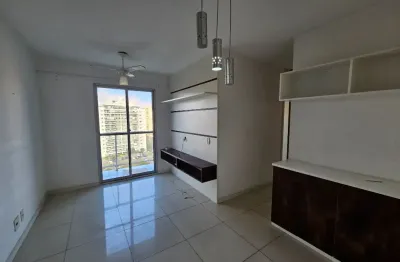 Alugo minha praia 2 quartos - sol da manhã - armários - barra olímpica