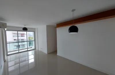 Alugo na abm - bosque marapendi - barra one - 2 quartos c/armários - ônibus privativo