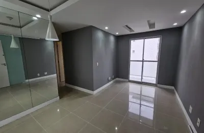 Alugo barra olímpica indevassável, fino acabamento, 2 quartos, c/armários, vista ampla, minha praia residencial clube