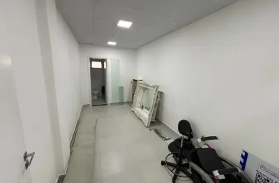 Sala comercial com 1 sala para alugar na Rua Miguel Bertolino Pizatto, 1115, Iguaçu, Araucária