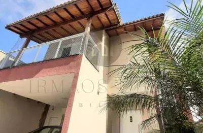 Casa com 3 quartos à venda na avenida itália, 100, parque das nações, poços de caldas, 220 m2 por r$ 680.000