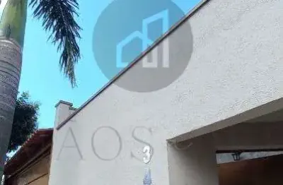 Casa com 2 quartos à venda na rua canjarana, 347, vila caio junqueira, poços de caldas, 203 m2 por r$ 630.000