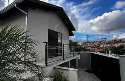 Casa com 3 quartos à venda na rua ana maria dias da silva, 195, jardim das azaléias, poços de caldas, 131 m2 por r$ 690.000