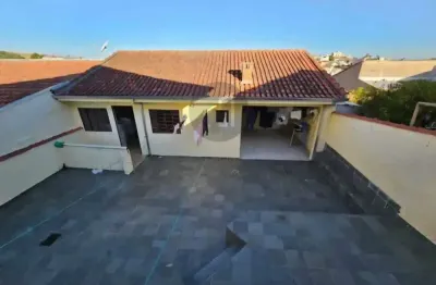 Casa com 3 quartos à venda na rua antônio camilo da silva, 425, jardim ipê, poços de caldas, 170 m2 por r$ 650.000