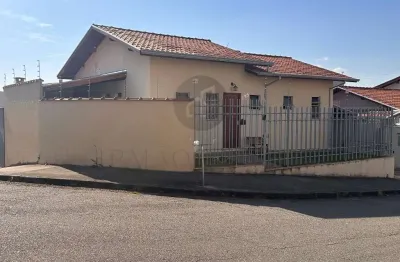 Casa com 2 quartos à venda na rua regina soares cozentino, 310, campo das antas, poços de caldas, 68 m2 por r$ 550.000