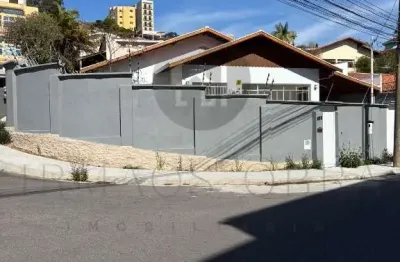 Casa com 3 quartos para alugar no jardim cascatinha, poços de caldas  por r$ 4.000