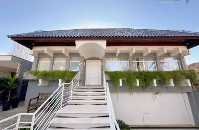 Casa com 4 quartos  à venda, 701.91 m2 por r$3600000.00  - agua verde - curitiba/pr