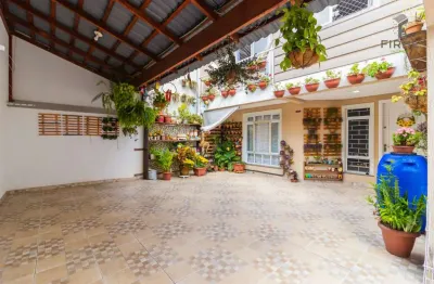 Sobrado com 3 quartos  à venda, 100.51 m2 por r$575000.00  - xaxim - curitiba/pr