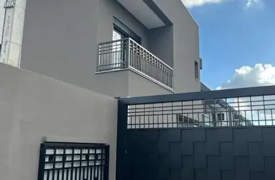 Sobrado com 3 quartos  para alugar, 139.00 m2 por r$5700.00  - xaxim - curitiba/pr