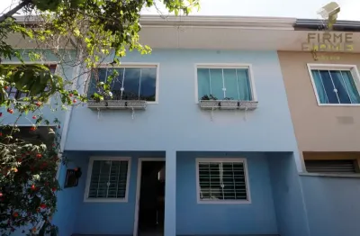 Sobrado frente rua no boqueirão – 112,56 m² de área útil | exclusividade firme imóveis