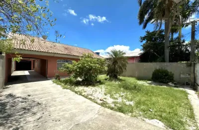 Casa com 3 quartos para alugar na Rua João Batista Guerra, 96, Maria Antonieta, Pinhais