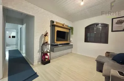 Casa com 3 quartos à venda na Travessa Cláudio Tyszka, 28, Sítio Cercado, Curitiba