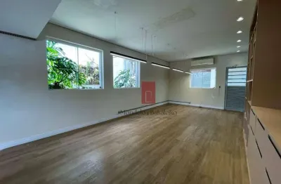 Casa comercial com 6 salas para alugar na Rua Ilhéus, 390, Sumaré, São Paulo