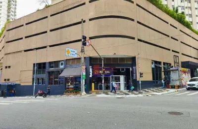 Prédio à venda na Avenida Santo Antônio, 513, Bela Vista, São Paulo