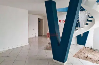 Casa comercial com 8 salas para alugar na Rua Conselheiro Moreira de Barros, 36, Santana, São Paulo