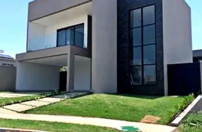 Excelente casa com 350m² de área construída 4 suítes no florais do valle!