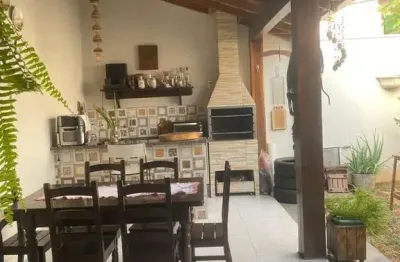 Casa em condomínio fechado com 3 quartos à venda na avenida das palmeiras, 20, jardim imperial, cuiabá, 141 m2 por r$ 600.000