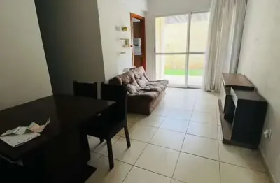 Torre das Palmeiras, apartamento térreo com 2 quartos (1 suíte) e vaga coberta