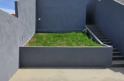 Https://www.facebook.com/share/v/1aharnhews/exatamente  casa com 3 dormitórios no jardim guanabara em macaé!
