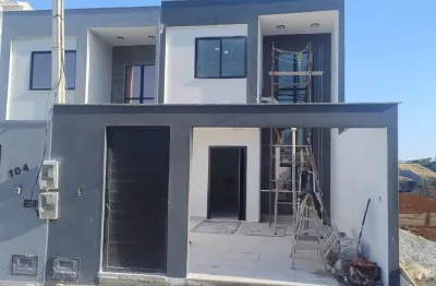 Casa fino acabamento com 3 quartos pronta para morar no jardim vitória em macaé!