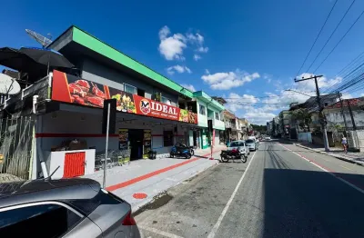 Casa comercial com 3 salas à venda na Rua Biguaçu, 971, Municípios, Balneário Camboriú