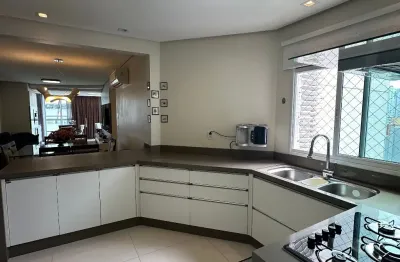 Apartamento na avenida Brasil - 3 quartos e 4 vagas Le Majestic Residence FG