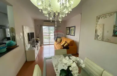 Excelente apartamento de dois quartos na praça seca