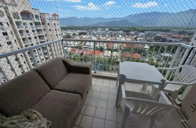 Apto 02 quartos, andar alto na avenida das américas (condomínio com infra)