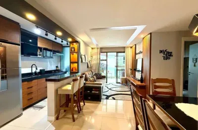 Apartamento 83m² a venda 3 quartos 1 suíte, 1 vaga, repleto de armários no Pontal Oceânico