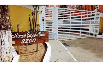 Casa em condomínio fechado com 4 quartos para alugar na Taquara, Rio de Janeiro 