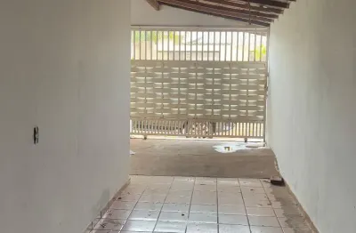 Casa com 2 quartos à venda na Avenida A, Residencial Coxipó, Cuiabá