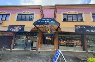 Kitnet com 1 dormitório para alugar, 18 m² por r$ 850/mês - portão - curitiba/pr