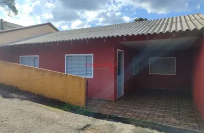Casa com 3 quartos para alugar na rua aécio marcelo antoniacomi, 231, butiatuvinha, curitiba por r$ 1.500