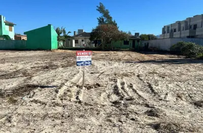Terreno à venda na Av. Atlantica, 30, Balneário Figueirinha, Arroio do Sal