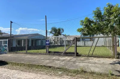 Terreno à venda na Rua Iarandu, 60, Balneário Figueirinha, Arroio do Sal