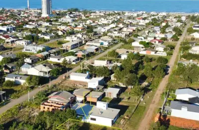 Terreno à venda na Rua Natalino Humberto Monteiro, 871, Balneário Figueirinha, Arroio do Sal