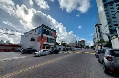 Oportunidade de investimento em ponta negra! lote com excelente localização a pouco minutos da praia