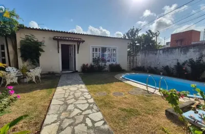 Casa com 3 quartos para alugar na Rua Praia de Porto Mirim, Ponta Negra, Natal por R$ 4.900