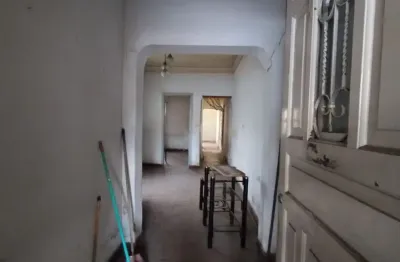 Terreno centro de jacareí (casa p/ demolir ou reforma)