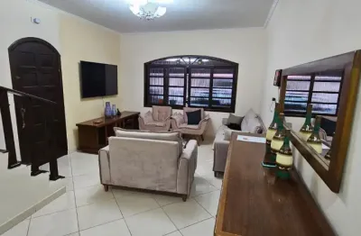 Linda casa com sacada e edícula - ótima localização, próximo a praças, restaurantes - jardim satélite - zona sul de sjc