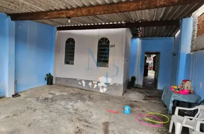 Casa no são judas tadeu - próximo ao poliesportivo  e a rodovia dos tamoios