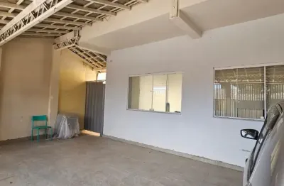 Linda casa no bosque dos eucaliptos, com cozinha planejada - boa localização, sendo 7 minutos do shopping jd. oriente