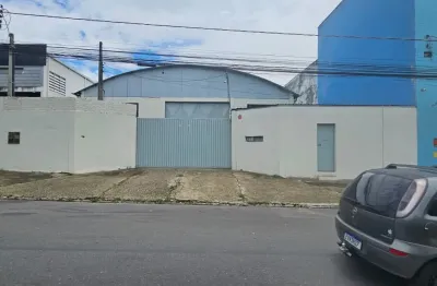 Galpão com  habite-se industrial, área de 1000mts - fácil acesso rodovia presidente dutra