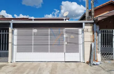 Linda casa com planejados e lavanderia - ótima localização, próximo do sesi e shopping oriente