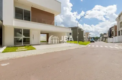 Casa em condomínio referência na região do bairro alto,